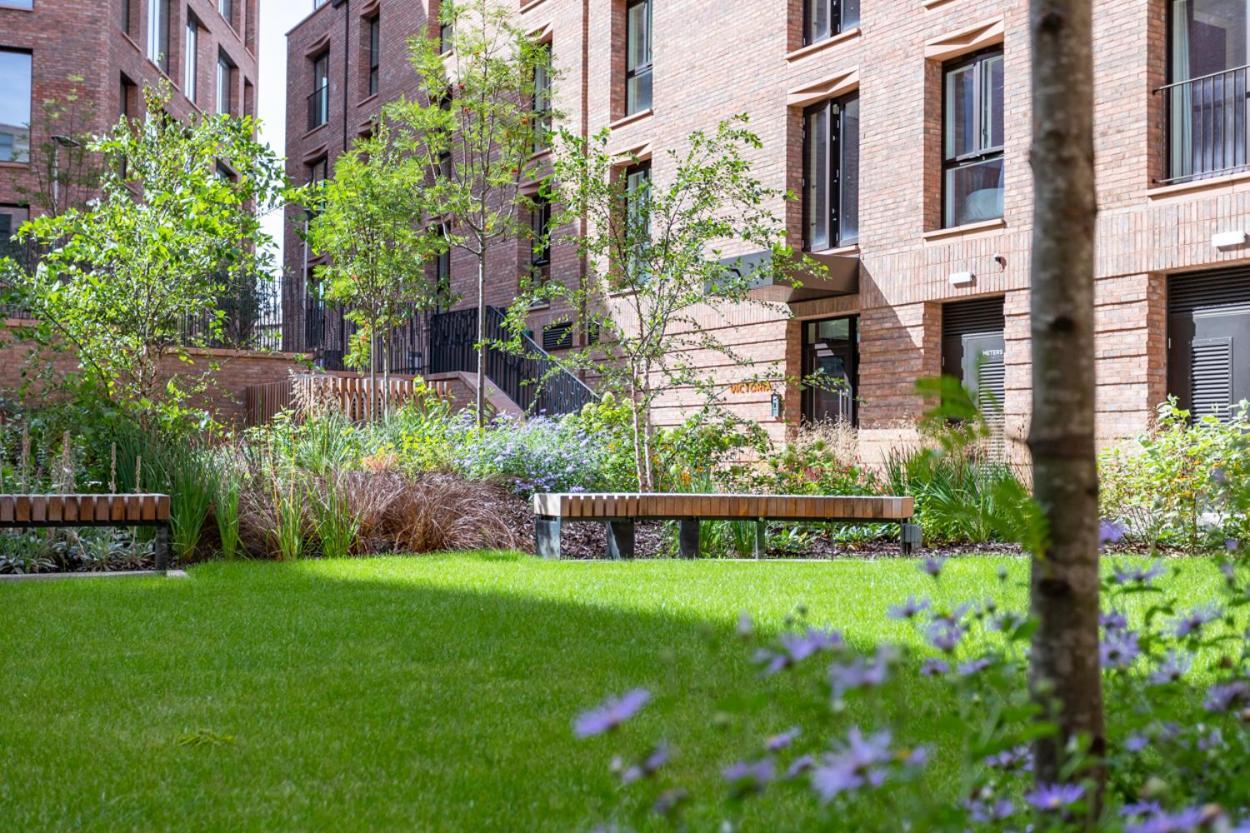 Luxury 2 Bedroom Apartment With Free Parking In The Heart Of York Esterno foto