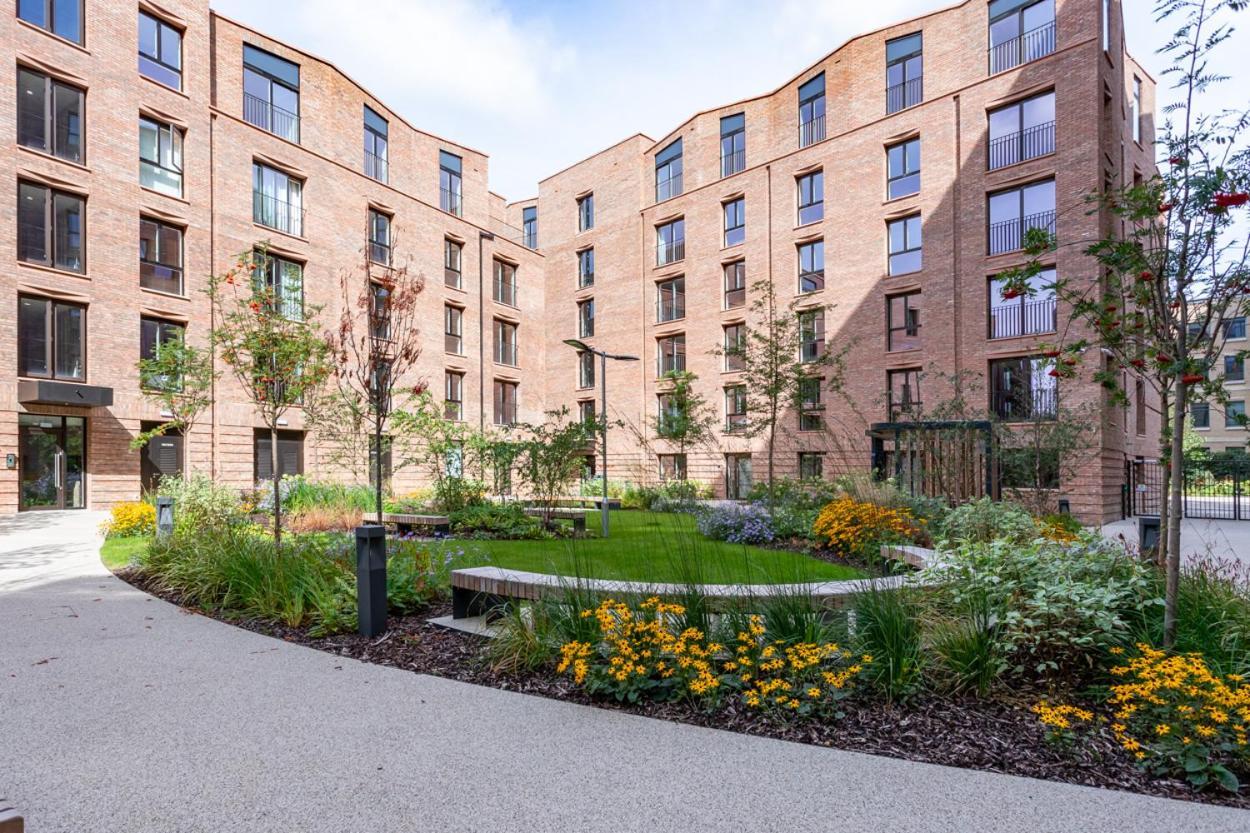 Luxury 2 Bedroom Apartment With Free Parking In The Heart Of York Esterno foto