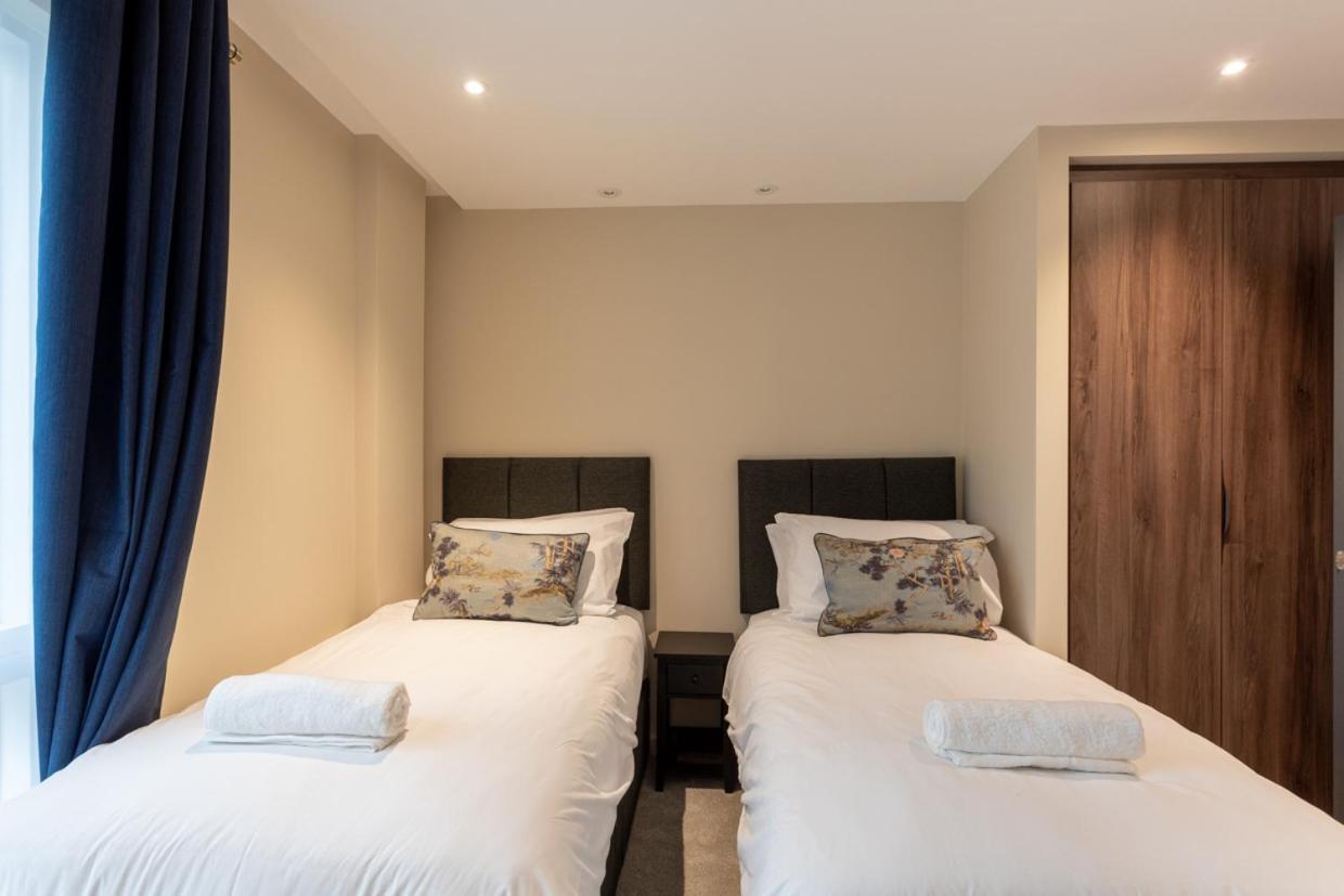 Luxury 2 Bedroom Apartment With Free Parking In The Heart Of York Esterno foto